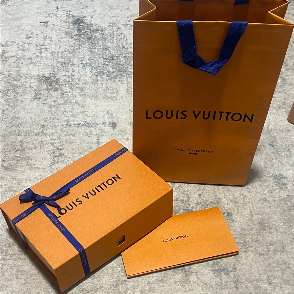 Louis Vuitton Orange and Blue Gift Set